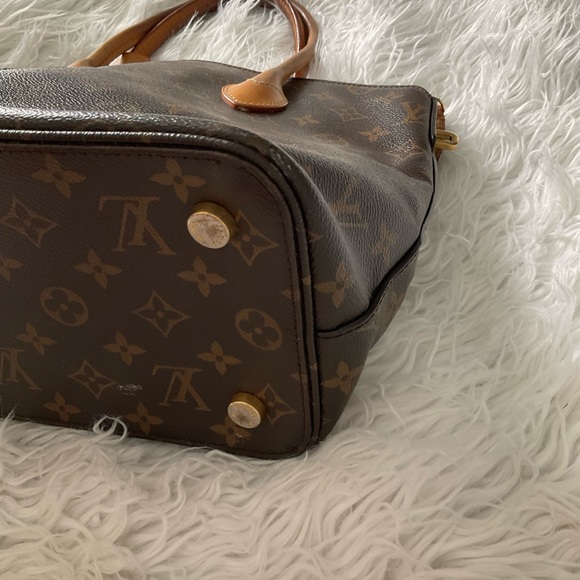 🌸 Louis Vuitton Monogram Lockit handbag 🌸 - Picture 7 of 14